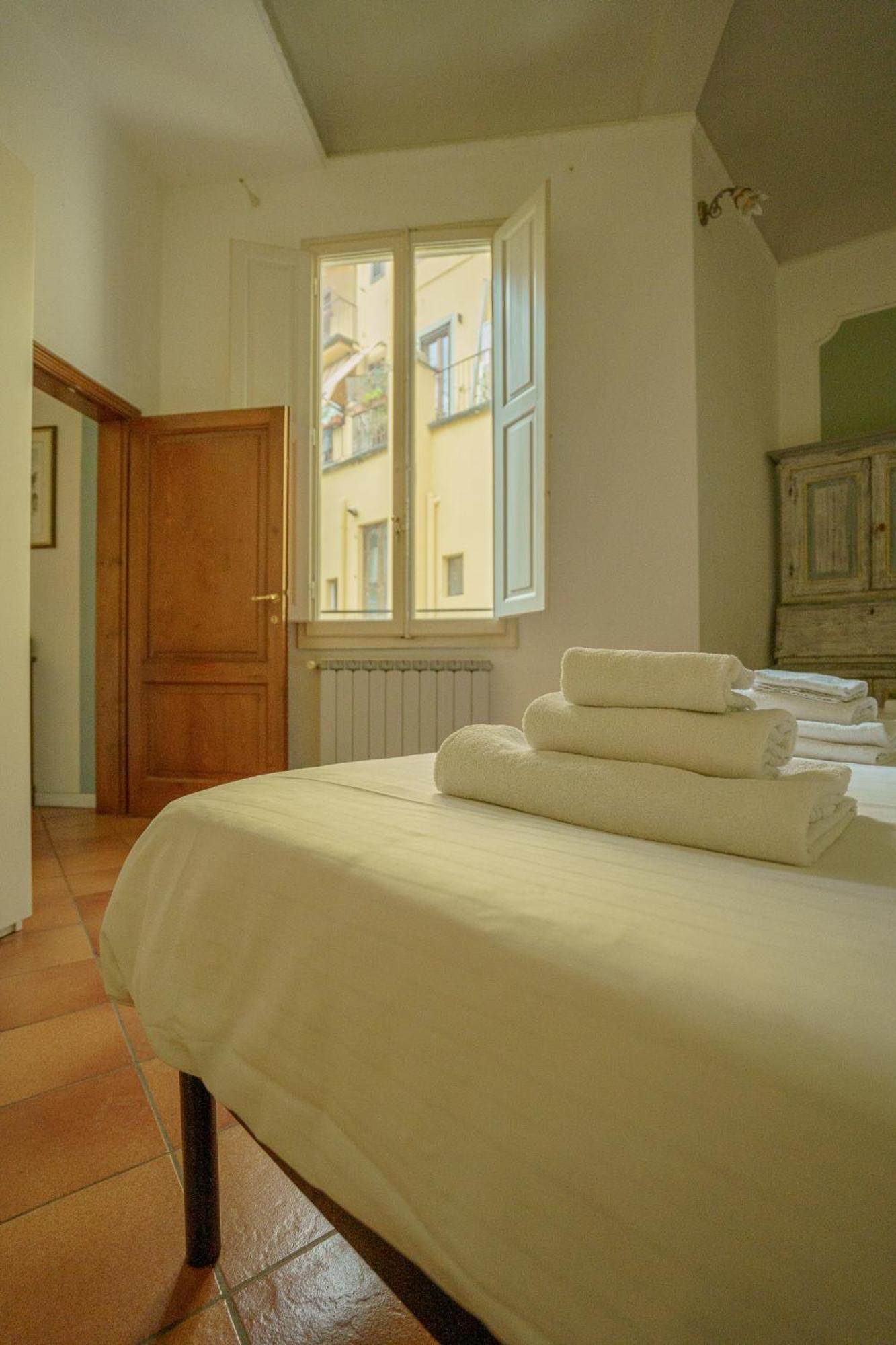Tranquil Suite Near Museums And Train Station Firenze Bagian luar foto