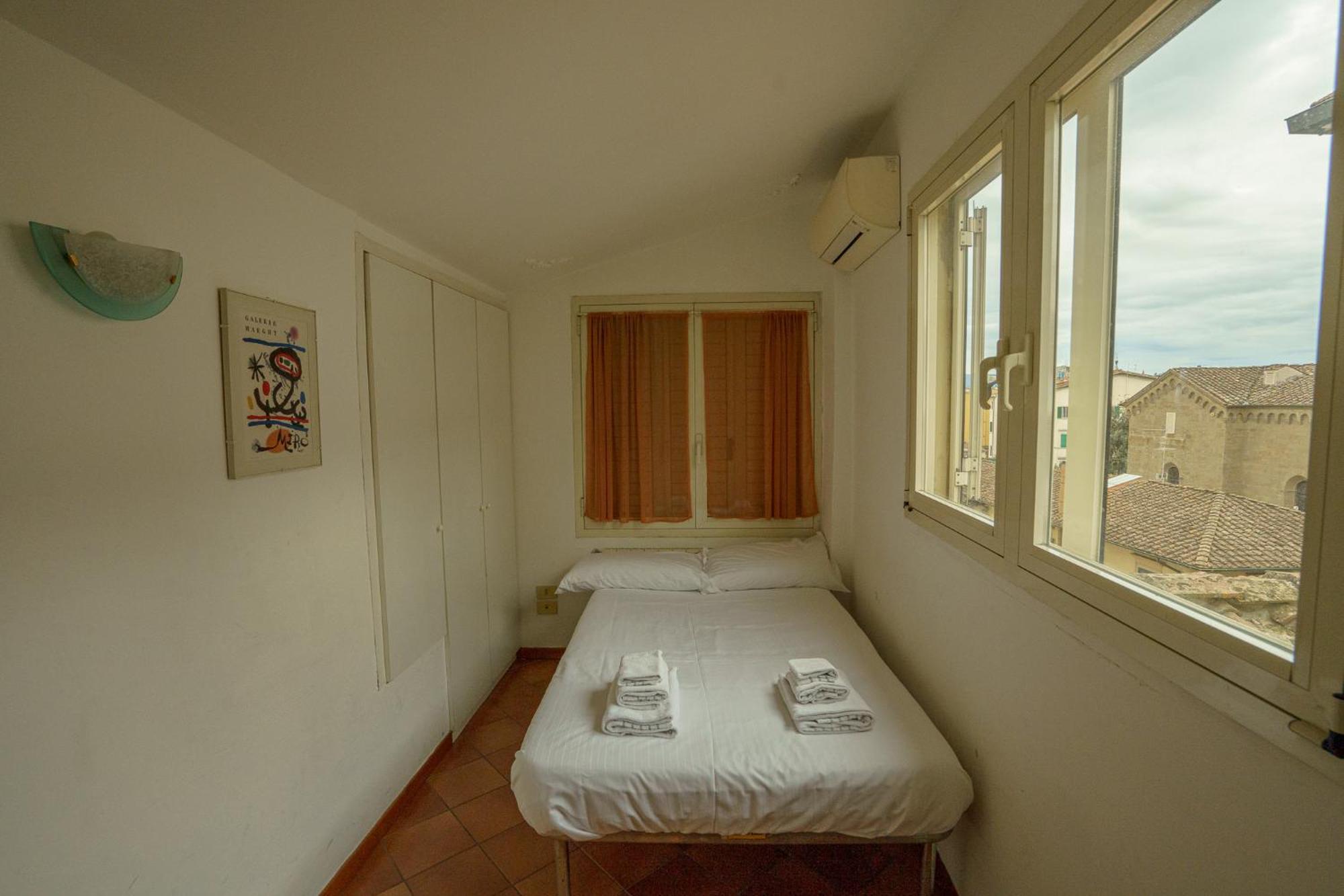 Tranquil Suite Near Museums And Train Station Firenze Bagian luar foto